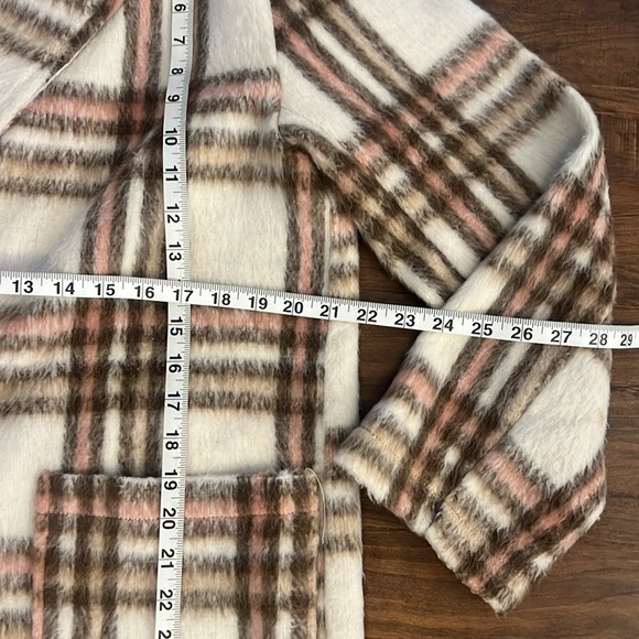 Lush Plaid Faux Fur Wool Coat, sz Medium. - Picture 11 of 15